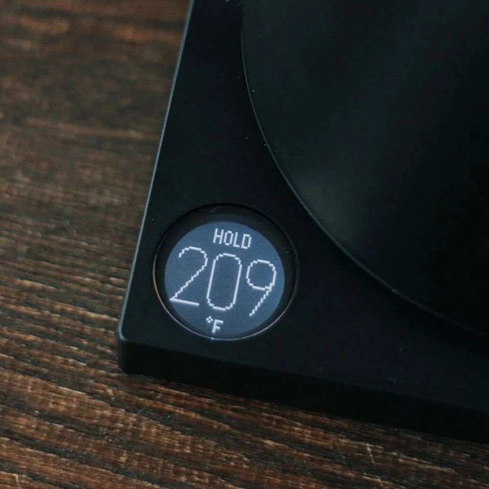 Fellow Stagg EKG Electric Pour Over Kettle | Matte Black & Maple - Image 6