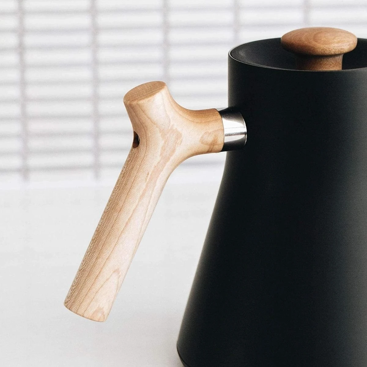 Fellow Stagg EKG Electric Pour Over Kettle | Matte Black & Maple - Image 3