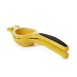 OXO Citrus Squeezer - Yellow