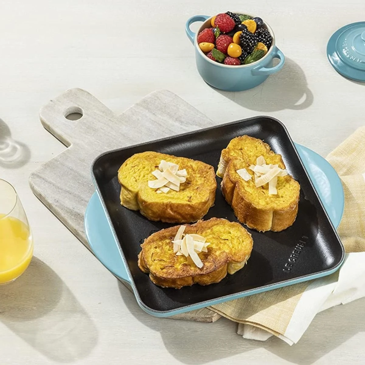 Le Creuset 9.5" Square Signature Enameled Cast Iron Grill Pan | Caribbean Blue - Image 4