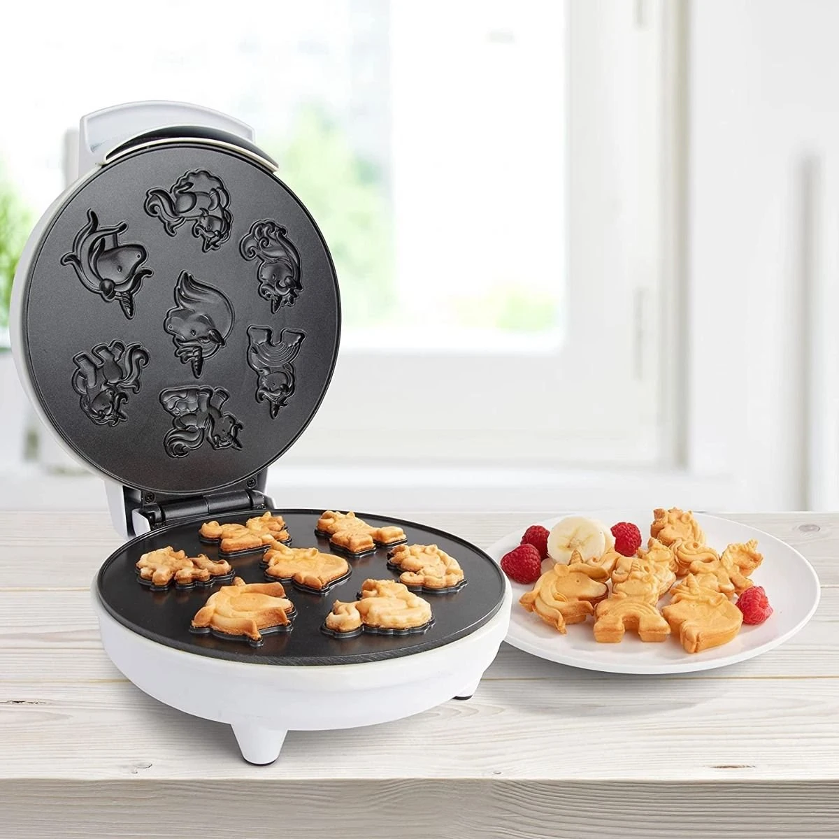 CucinaPro Unicorn Party Waffle Maker - Image 6