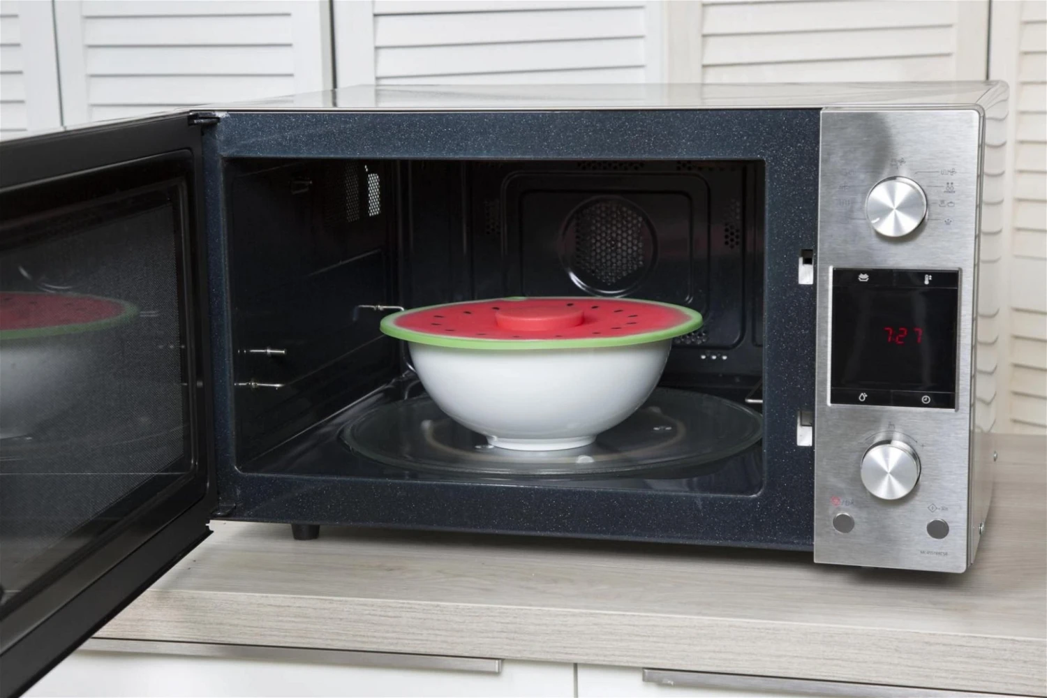 Charles Viancin 9" Watermelon Lid - Image 3